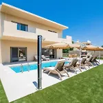 Almo By Villa *